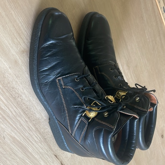 Versace Versus Vintage Men’s Chukka boot size 10. Soft Leather.Giani Versace - Picture 4 of 13